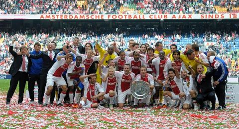 Ajax mistrzem Holandii! (video)